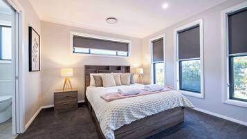 3 Schlafzimmer, Bügeleisen/Bügelbrett, Reisekinderbett, WLAN