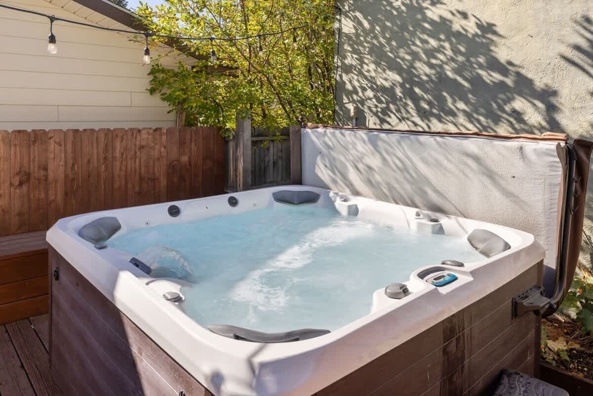 مغطس سبا خارجي