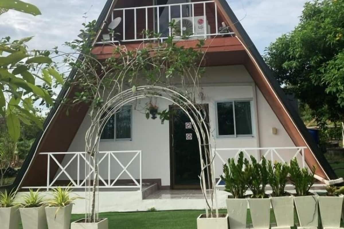 Deluxe Quadruple Room, Garden View | Free WiFi