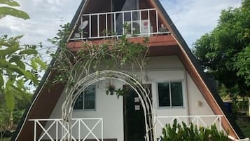 Deluxe Quadruple Room, Garden View | Free WiFi