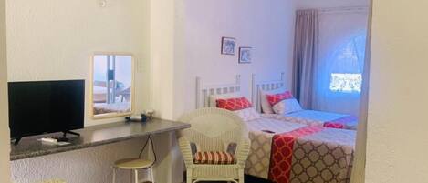 1 chambre, fer et planche Ă repasser, accĂšs Internet, draps fournis