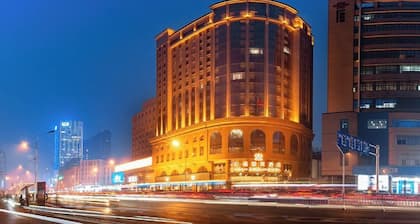 YUN-RAY AMBASSADOR HOTEL