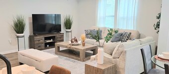 Tiger Tracks Townhome Stay in Baton Rouge - BC1009