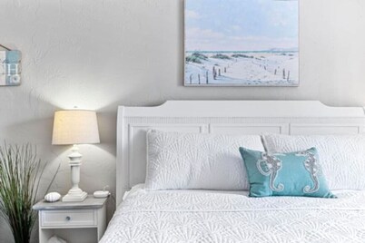 Seahorse Retreat/Close to Mayo/One Block to Ocean