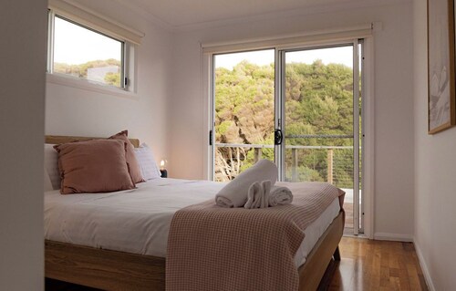 Redbill Surf Shack - SO Close to Redbill Beach!