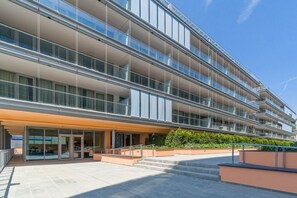 Exterior - GuestHost - Genoa Waterfront Modern Suite x2 (Genova)