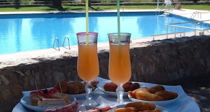 Good standard furnished chalet on nice park