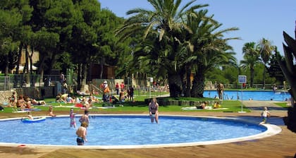 Chalet with air conditioning on beautiful park