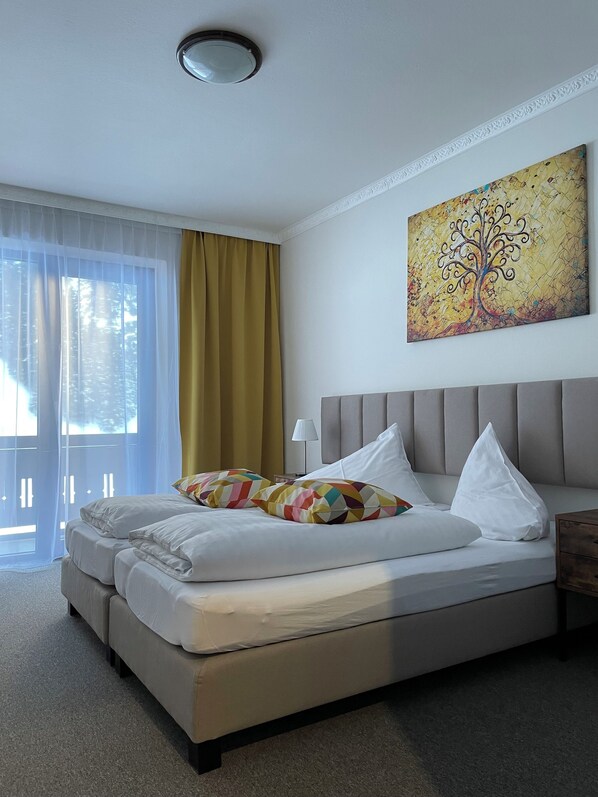 Double Room, Balcony, Hill View | Free WiFi - Hotel HAAS (Bad Gastein)