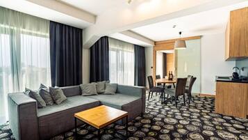 Exclusive Room | In-room safe, desk, laptop workspace, blackout curtains