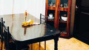Rumah | Tempat makan