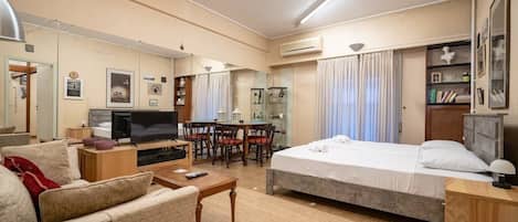 1 多间卧室、熨斗/熨衣板、WiFi、床单