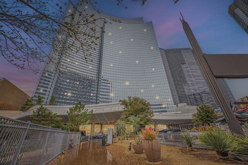 Luxury Vdara Suites - Hotel & Spa