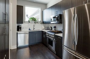 Condo, 1 Bedroom (158323) | Private kitchen
