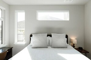 1 habitación, decoración personalizada y muebles diferentes