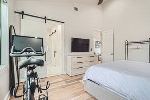 House, 3 Bedrooms (158733) | 3 bedrooms, individually decorated, individually furnished, desk - Grand Oasis Ar E.Austin W/Pool (Austin)