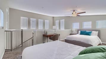 Apartment, 5 Bedrooms (245400) | 4 bedrooms, individually decorated, individually furnished, free WiFi