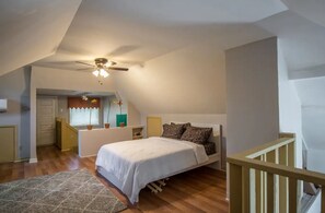 2 bedrooms, individually decorated, individually furnished, free WiFi