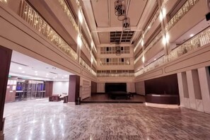 로비