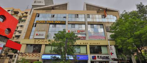 Façana frontal de l'allotjament