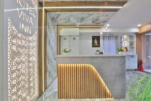 Reception - Hotel Viva Inn (Ahmedabad)