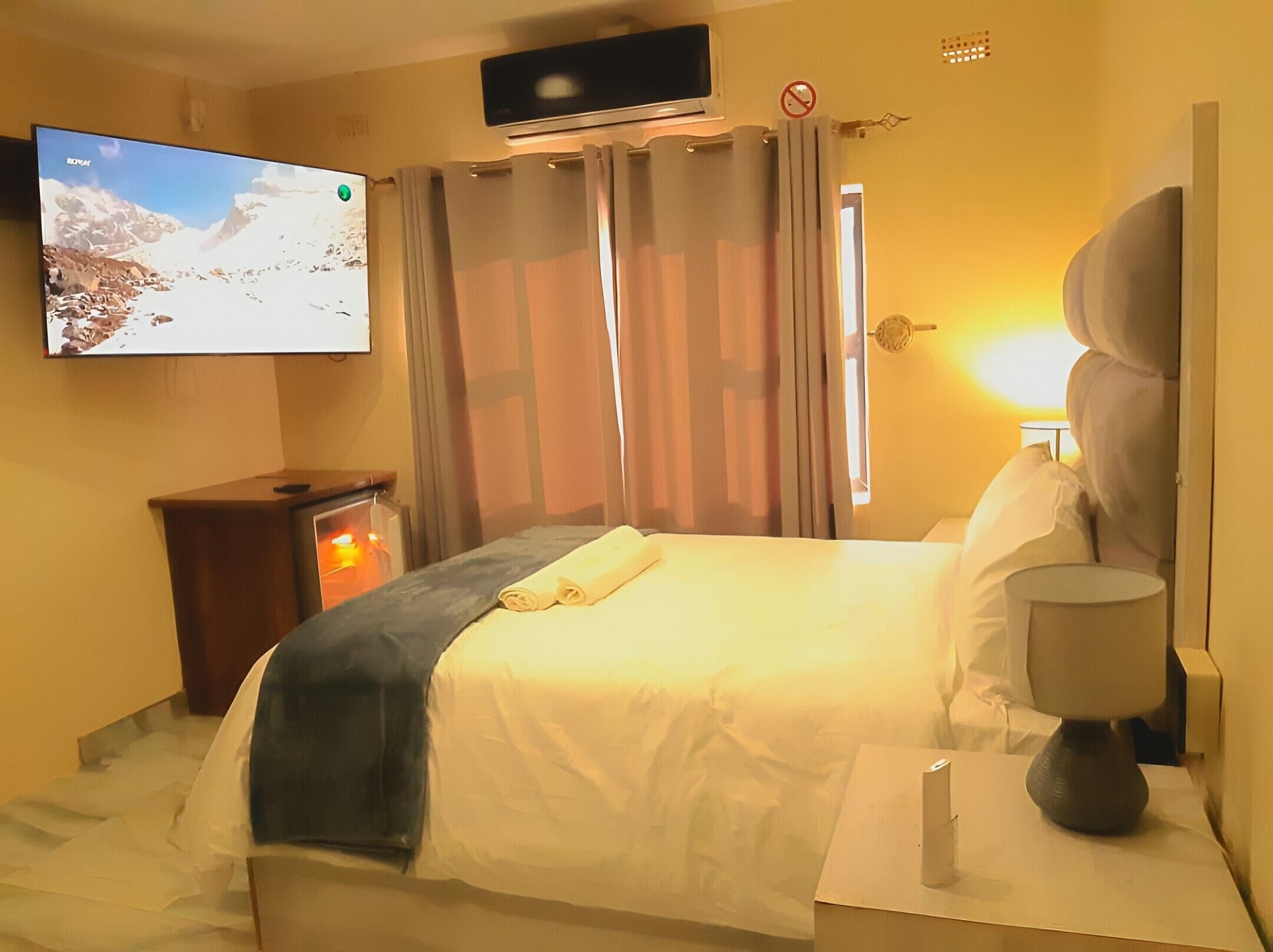 Comfort Double or Twin Room, Pool View | Desk, laptop workspace, iron/ironing board, free WiFi