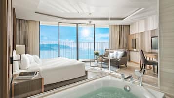 Premier Studio, Bathtub, Sea View | Premium bedding, pillowtop beds, minibar, in-room safe
