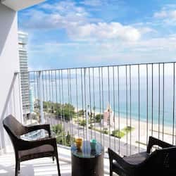 Deluxe Studio, Balcony, Sea View | Balcony