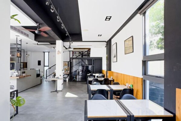 Unclassified image, 1 of 26, button - Pathway Inn (Penghu)