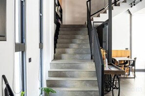 Unclassified image, 4 of 26, button - Pathway Inn (Penghu)