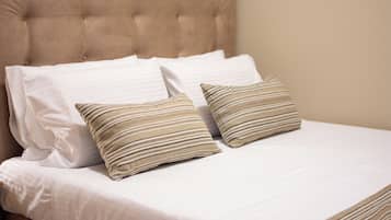 Apartamento Deluxe, vistas al mar | 1 dormitorio, sábanas de algodón egipcio, ropa de cama de alta calidad