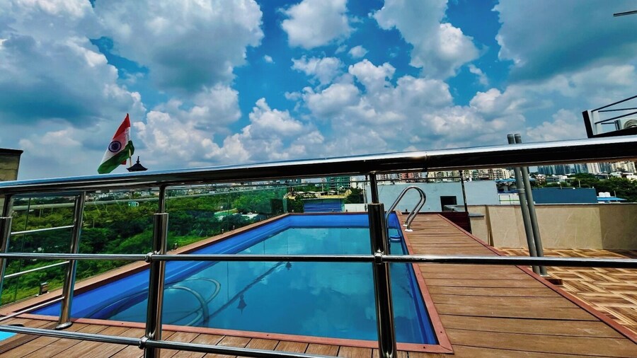 The Grand Oasis Hotel & Resort