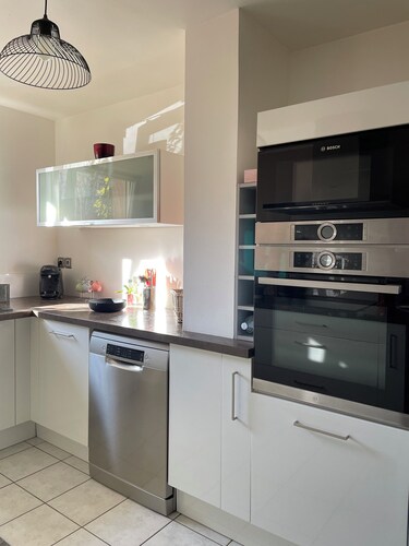 Peaceful, air-conditioned villa near Montpellier, sea and river. Pets allowed