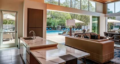 Sharon Green Condominiums