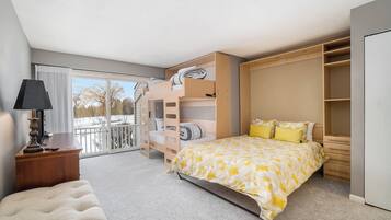 3 habitaciones, tabla de planchar con plancha, wifi y ropa de cama