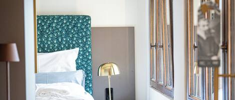 Junior Studio | In-room safe, soundproofing, free WiFi, bed sheets