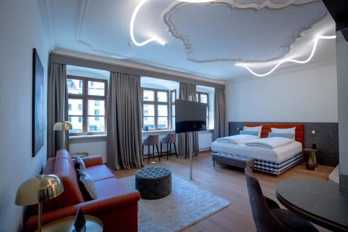 Klassieke studio suite | Een kluis op de kamer, geluiddichte muren, gratis wifi, beddengoed