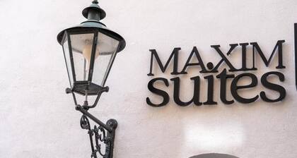 Maxim Suites by Elias Holl