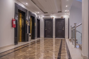 Interior detail - guanahotel (Riyadh)