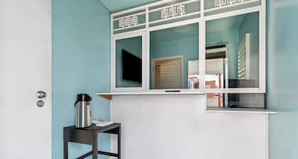 Rodeway Inn & Suites North Hollywood Burbank Airport - Universal Area