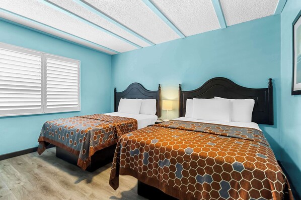 Standard Room, 2 Queen Beds, Non Smoking