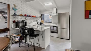 Frigorifero, macchina per tè/caffè, pentole/stoviglie/utensili