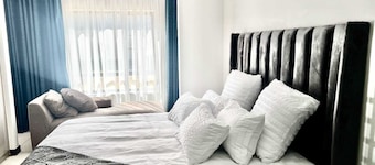 3-bedroom Luxury Apartment