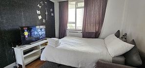 公寓 | 3 多间卧室、熨斗/熨衣板、免费 WiFi、床单