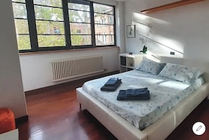 1 Schlafzimmer, Schreibtisch, Bügeleisen/Bügelbrett, WLAN