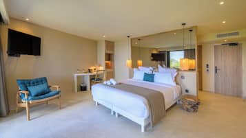 Chambre Double Supérieure, balcon, vue mer | Minibar, coffres-forts dans les chambres, bureau, Wi-Fi gratuit