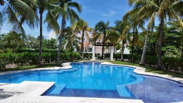 Rumah | Kolam renang | Kolam renang indoor