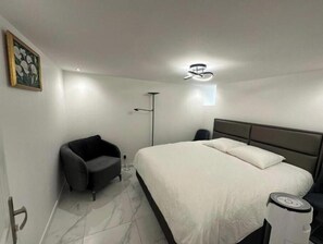 2 quartos, ferros/tábuas de passar roupa, Wi-Fi