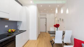 Comfort Apartment | Living area | Smart TV