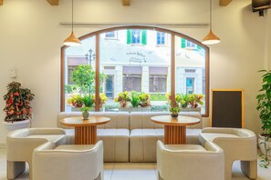 واجهة المنشأة